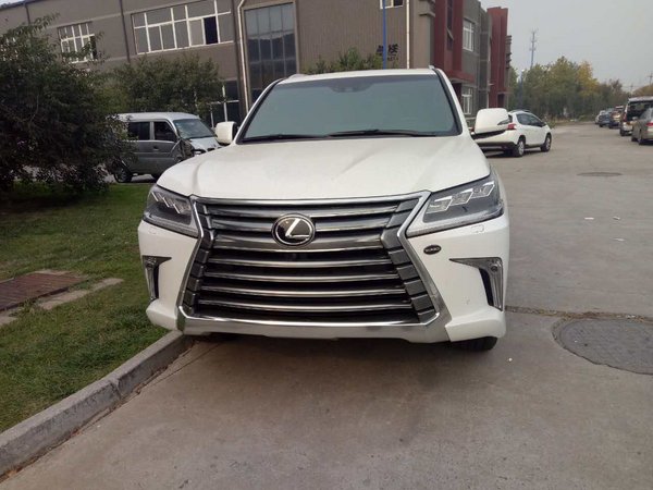 18加版雷克萨斯LX570 LED雾灯155万无利-图2