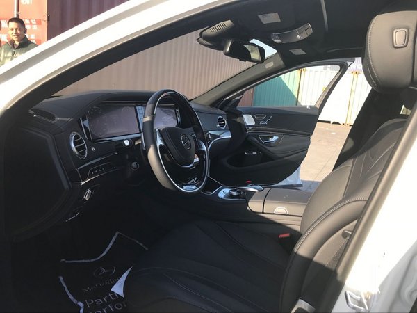2017款奔驰S550e 节能减排能手嚣张降价-图3