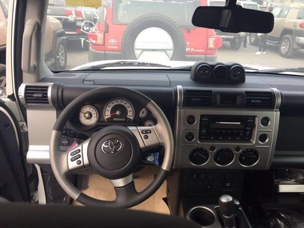 2016款丰田FJ酷路泽 男人的爱车一步到位-图5