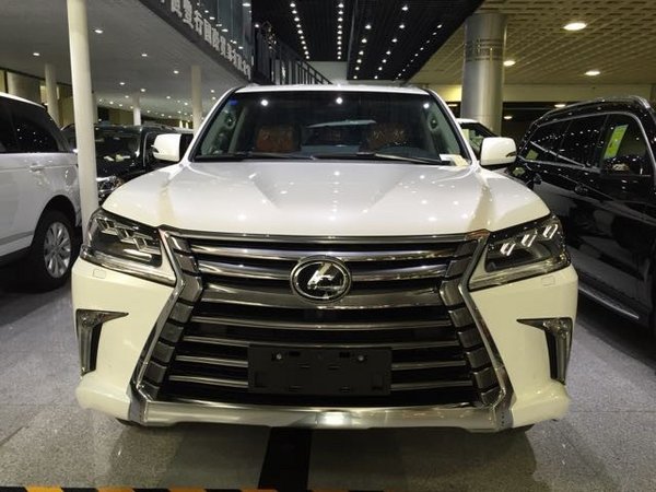 2016款雷克萨斯LX570 霸气越野开回家了-图2