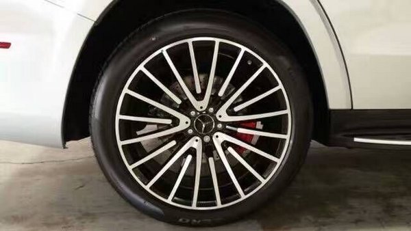 奔馳GLS450現(xiàn)車到港 黃金周奔馳驚喜降價(jià)-圖7