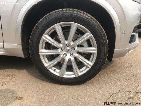 2016款沃尔沃XC90 屌丝潮流硬朗驾驶乐趣-图12