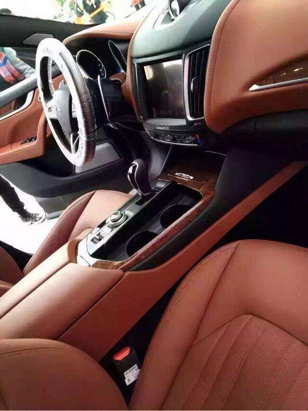 17款玛莎拉蒂莱凡特 越野领头者颜值爆表-图7