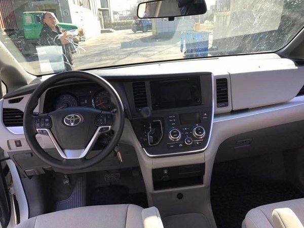 17款塞纳3.5L最新报价 塞纳现车配置价格-图5