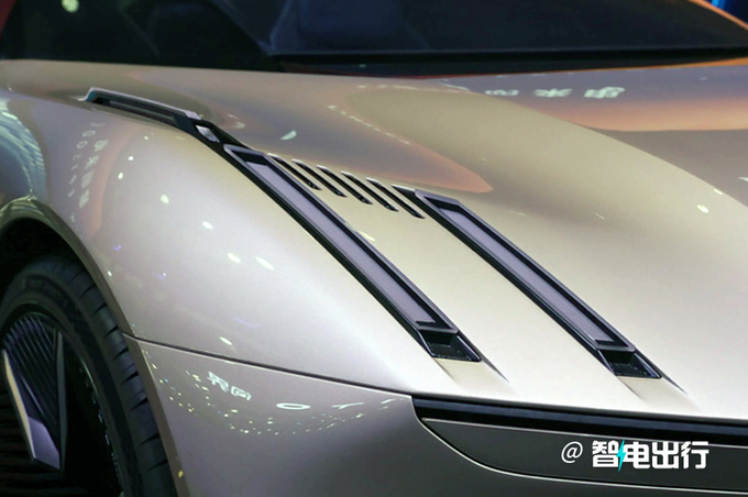 极氪全新轿车8月亮相或四季度上市 竞争Model 3-图1