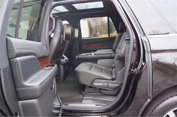 2018款林肯领航员墨版价格 豪华内舱曝光-图10