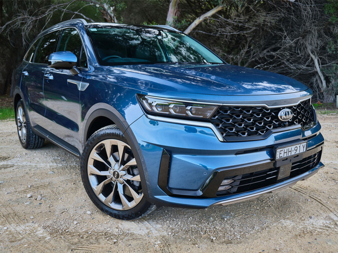 起亚索兰托运动版售价曝光搭3.5L/配双悬浮屏-图1