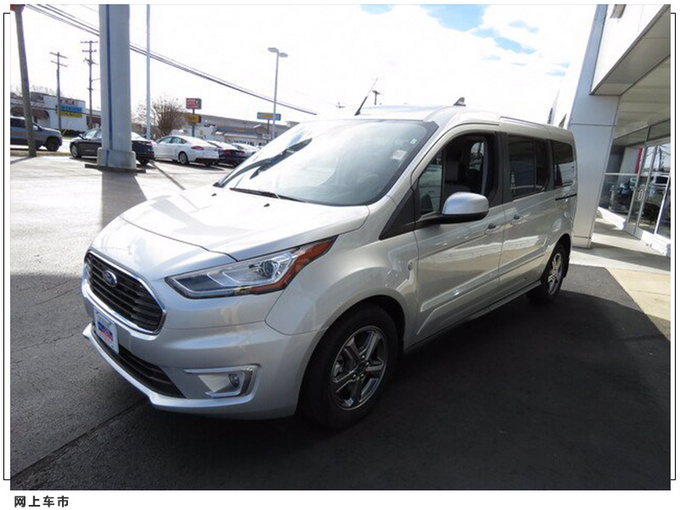 福特新款全顺实拍曝光搭2.0L+8AT/配置全面升级-图2