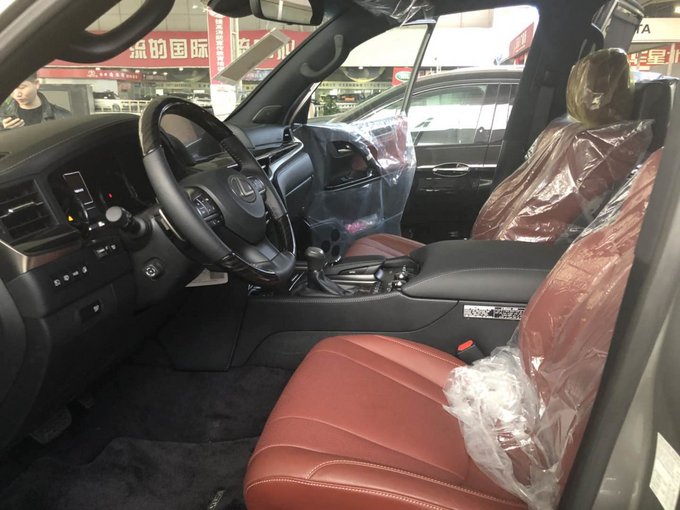 新款雷克萨斯LX570 高配越野新装备惠享-图4