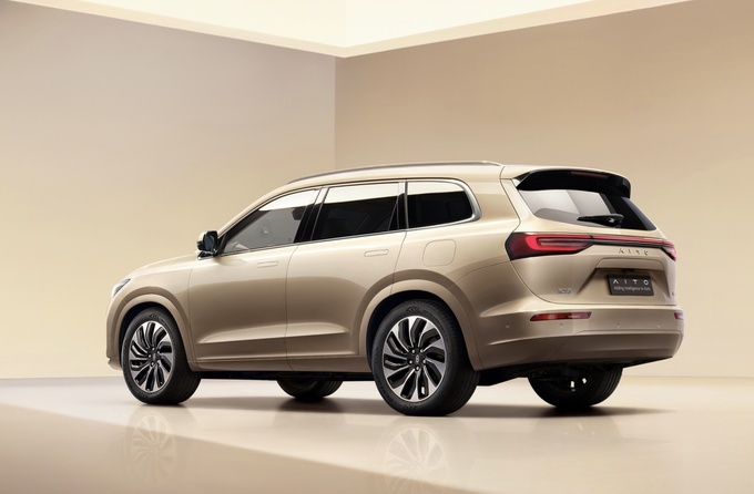 新岚图FREE和问界M7怎么选追求年轻运动选它准没错-图7