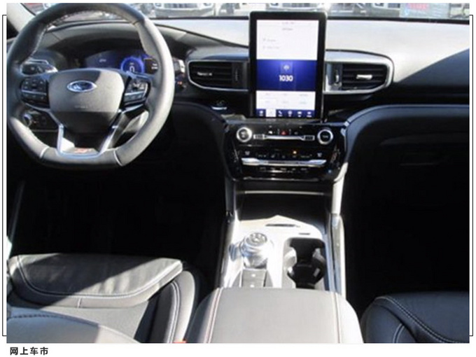 福特全新探险者ST实拍搭3.0T/配熏黑外观套件-图4