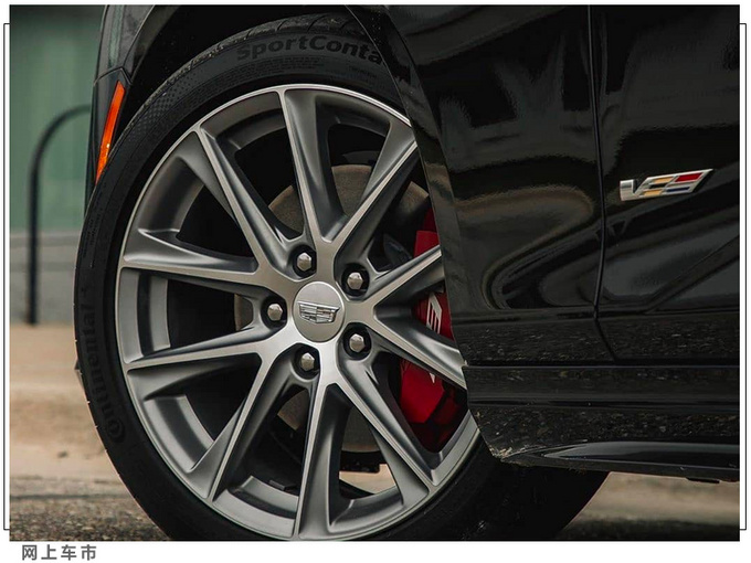 凯迪拉克全新CT4-V实车街拍动力媲美奥迪RS3-图3