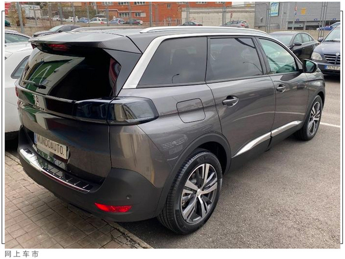 标致新款5008到店实拍搭1.5L引擎/换8AT变速箱-图2