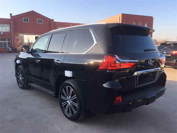 18款雷克萨斯LX570 加版顶配155万更时尚-图5
