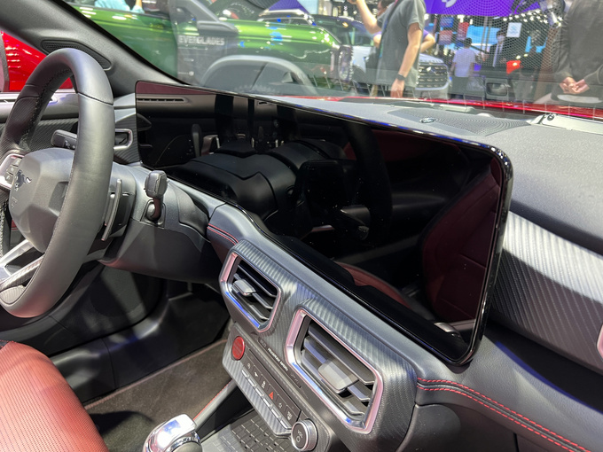 2024北京车展传奇再现全新福特Mustang敞篷版实拍体验-图13