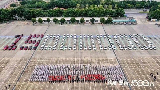 东风日产20年正青春-图3