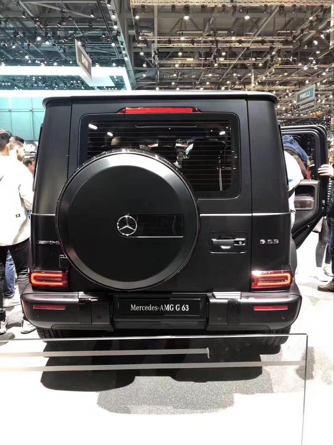 19款奔驰G63独家解读价格 全新改款性能-图5