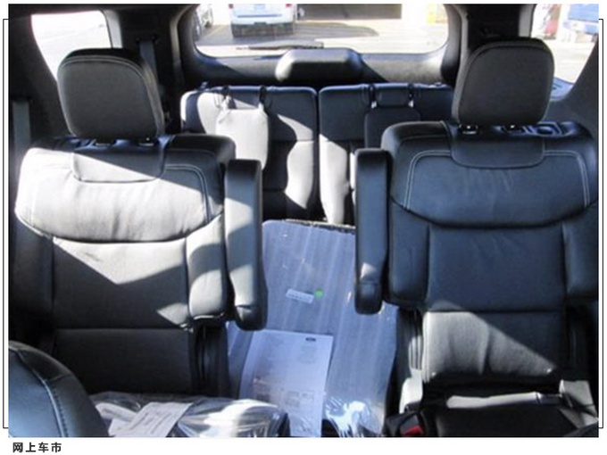 福特全新探险者ST实拍搭3.0T/配熏黑外观套件-图5