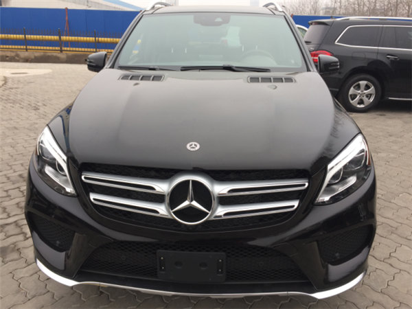 2018款奔驰GLE400 港口现车最新折扣来袭-图2