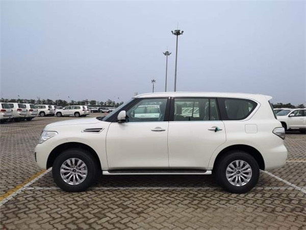 19款日产尼桑途乐Y62 XE配置触底价开走-图4