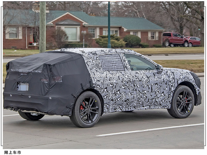 福特蒙迪欧继任者曝光 跨界车身/入门搭1.5T-图3