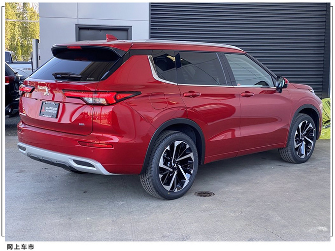 三菱新款欧蓝德实拍搭2.5L/外观内饰全面升级-图3