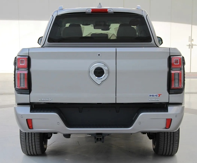 比柴油更省油2024北京车展推多款皮卡含山海炮悍途新版-图2