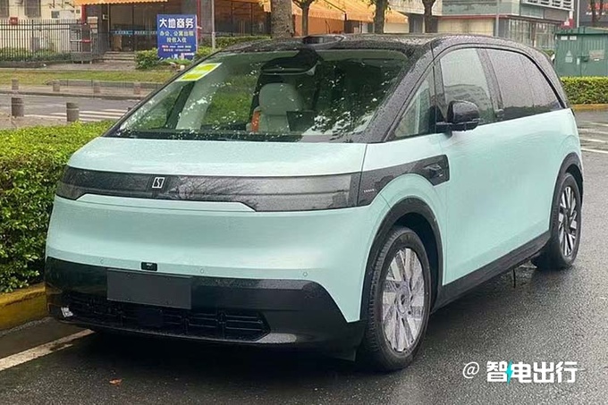 极氪MIX 4月25日发布可选磷酸铁锂电池 续航712km-图3