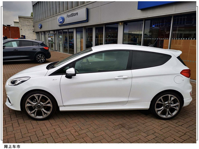 福特小号福克斯实拍搭1.0T/配运动外观套件-图2