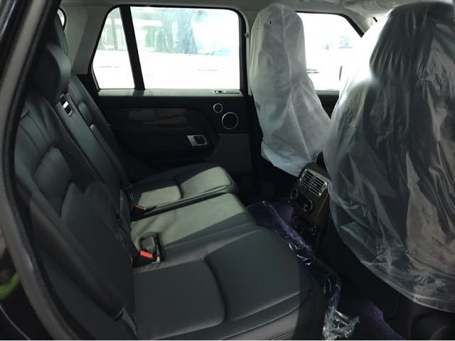 18款路虎揽胜行政版 全地形越野底价提车-图7