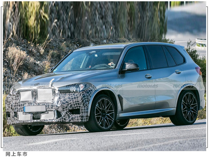 宝马X5新车型路试曝光搭4.4T V8引擎/配运动套件-图2
