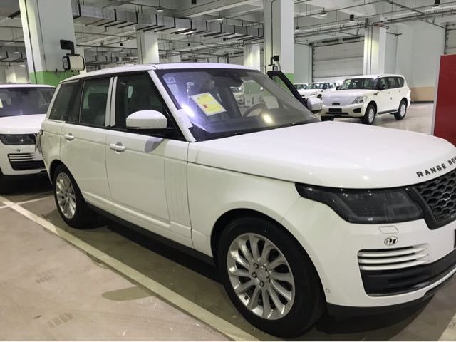 18款路虎揽胜行政版 全地形越野底价提车-图3