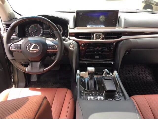 18雷克萨斯LX570加版 顶配最新天津降税-图4