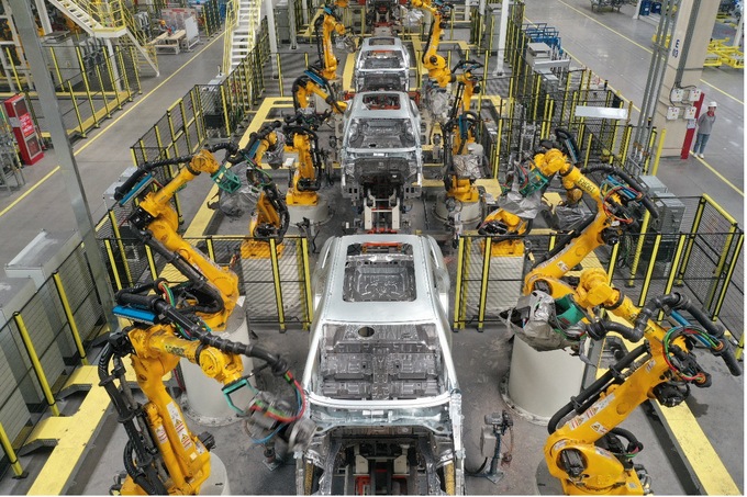 原生超能混动SUV风云T9正式下线 奇瑞全面提速新能源战略布局-图6