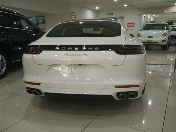 18款保时捷Panamera2.9T 4S冰点降价促销-图4