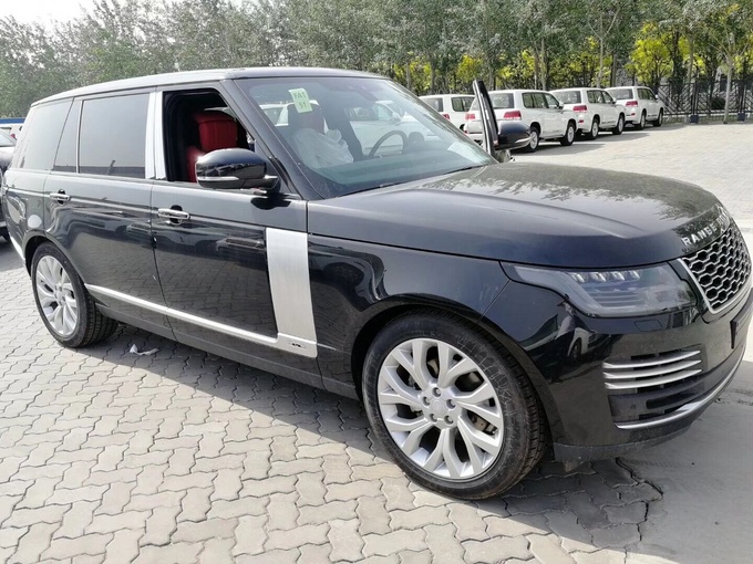 路虎揽胜创世加长柴油越野 最火SUV品牌-图2