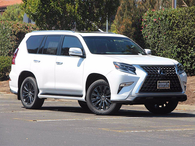 雷克萨斯小号LX570实拍搭4.6L/三排六座布局-图1