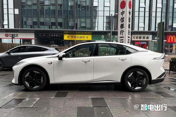 駕駛輔助系統 深藍SL03i/S7i于今晚上市-圖8