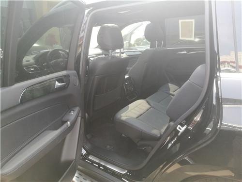 2018款奔驰GLS450 七座硬派越野轻松驾驭-图8