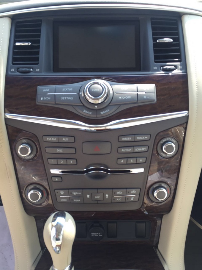 2018款日产途乐4.0 性价比之王竞争陆巡-图7