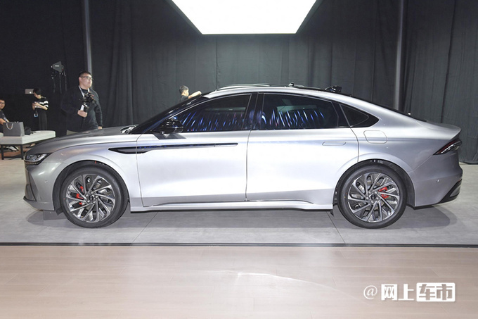 林肯Z混动开启预售现在订送2.7万礼包 或3月上市-图8