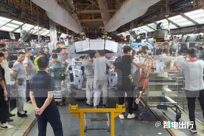 奇瑞欧萌达EV量产车下线撞脸银河L7 预计年内上市-图3