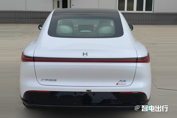 合创A06新车曝光酷似小鹏P7 或售21.98万元-图2