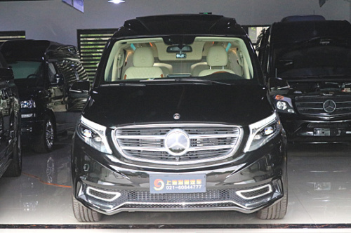 新款奔驰V250全面升级 价格巨降10万秒杀-图2