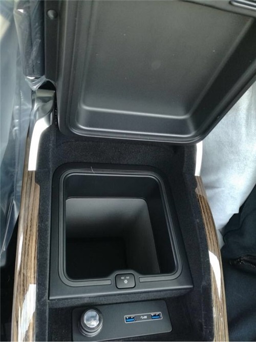 18款路虎揽胜行政版3.0T行情 性价比极高-图6