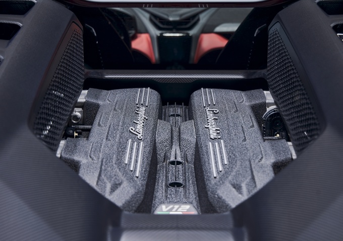 北京車展蘭博基尼Urus SE完成首秀混合動力系統達800馬力-圖8