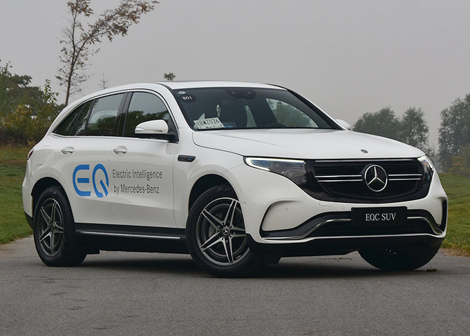 再等9天奔驰EQC纯电动SUV上市 起售价超55万-图1
