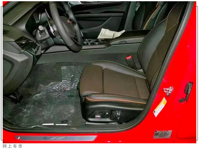 凯迪拉克CT4运动版实拍搭2.7T/动力媲美奥迪S3-图4