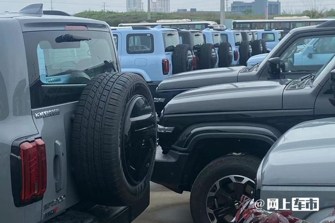 长城销售坦克300插混或4月25日上市 卖23万起-图6