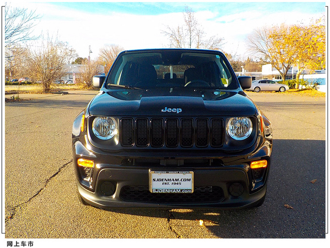 吉普自由侠新车实拍曝光搭2.4L引擎/配置丰富-图2